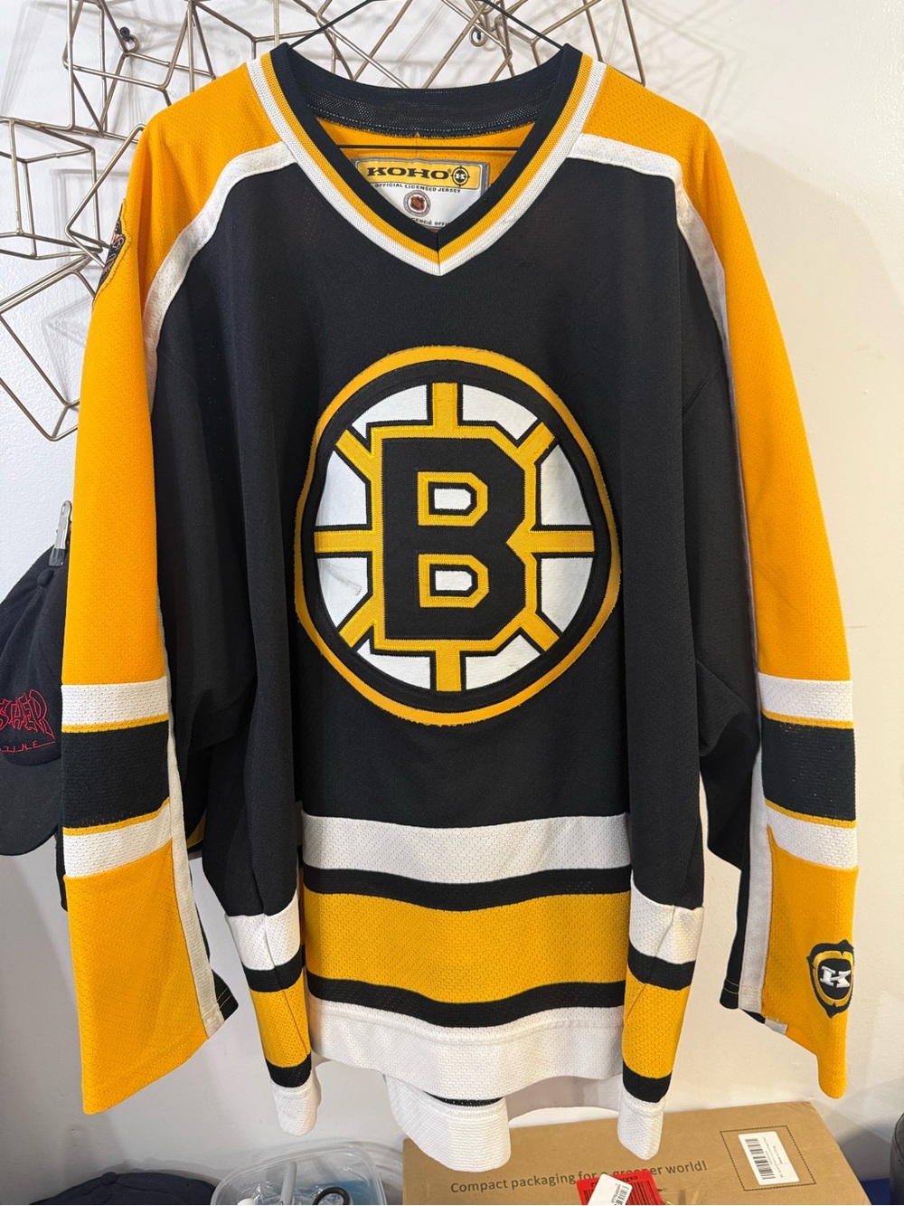 KOHO Boston Bruins Black & Gold Hockey Jersey